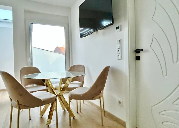 Asp Modern With Balcony & Free Parking * Viena