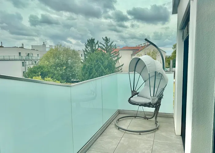 Asp Modern With Balcony & Free Parking *