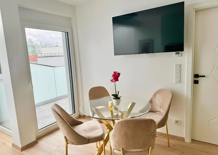 Asp Modern With Balcony & Free Parking