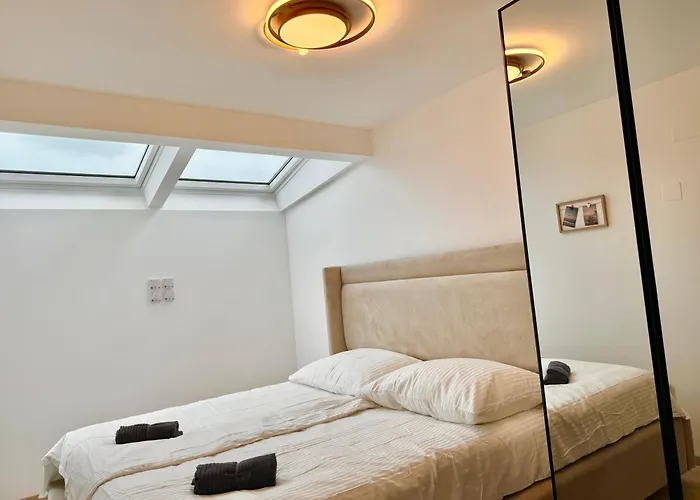 Asp Modern With Balcony & Free Parking Apartamento