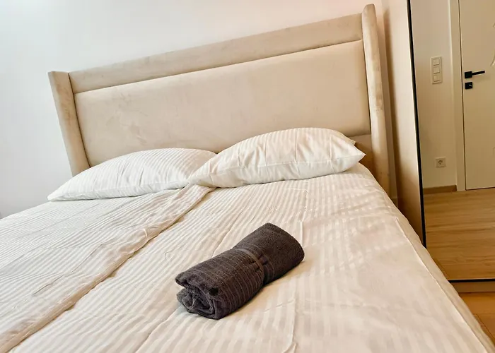 Asp Modern With Balcony & Free Parking Viena