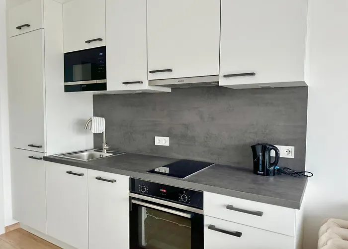 Apartamento Asp Modern With Balcony & Free Parking