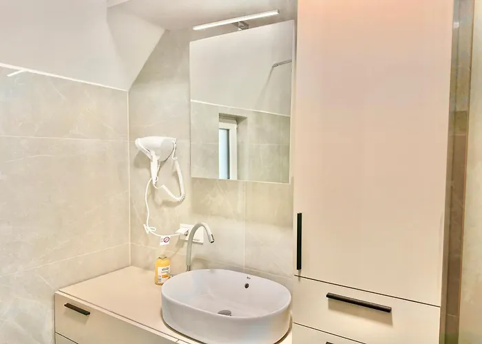 Asp Modern With Balcony & Free Parking Apartamento